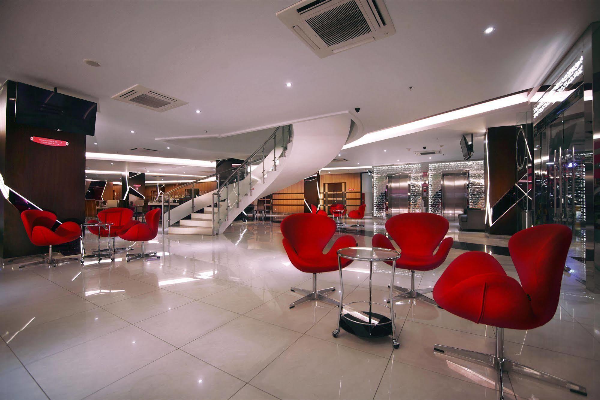 Favehotel Ltc Glodok Yakarta Exterior foto